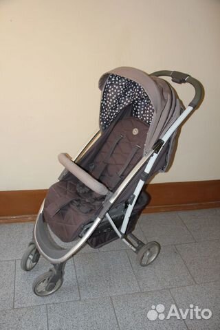 Прогулочная коляска