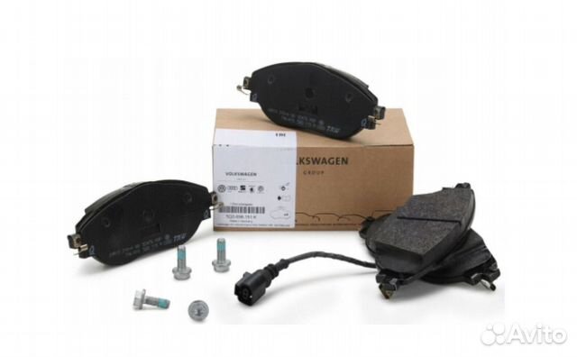 Колодки тормозные нов 5Q0698151K Audi VW Skoda