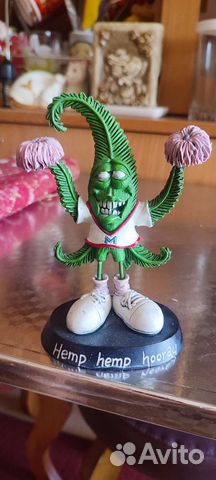 Фигурки Статуэтки Сувениры