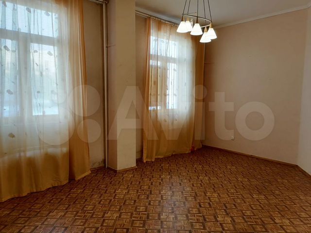 5-к. квартира, 171 м², 1/9 эт.