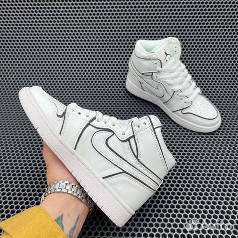 Кроссовки nike air jordan 1