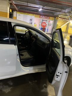 Volkswagen Polo 1.6 МТ, 2015, 260 000 км