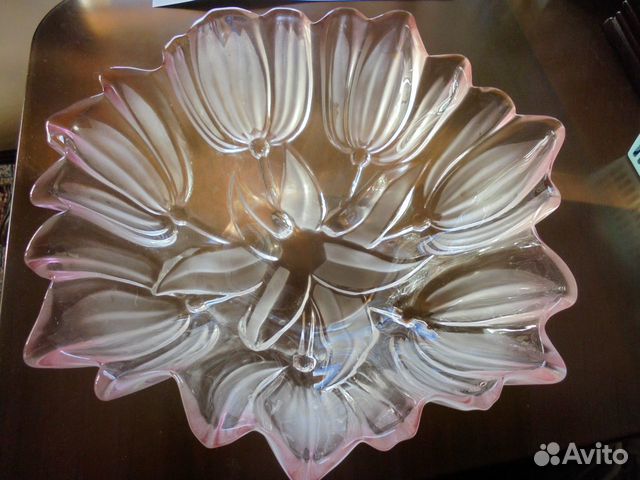 Ваза Walter Glas цв стекло рельеф рис d 30 см Герм