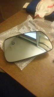 Элемент зеркальный правый Toyota corolla