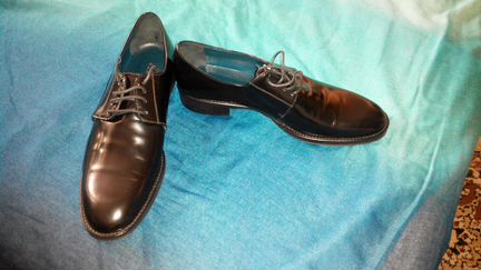 Новые женские черные туфли Andrea Puccini, 40 р