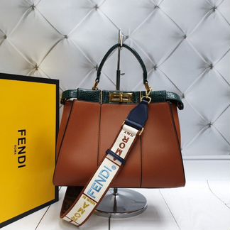Новая женская сумка Fendi коричневая