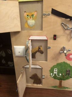 Бизиборд большой очень интересный