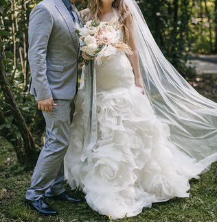 Платье White by Vera Wang fit & flare