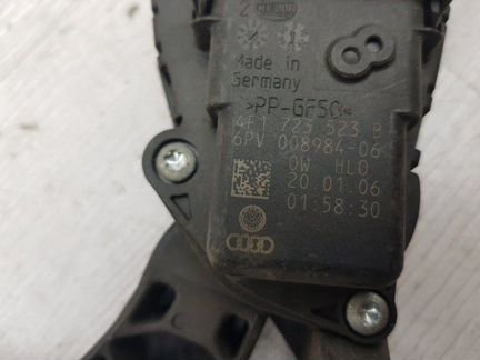 Педаль газа Audi A6 C6 AUK 2006