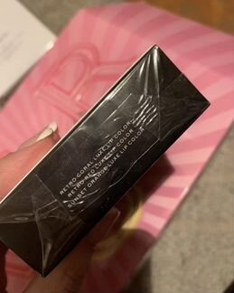 Помады Bobbi Brown