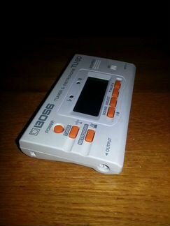 Boss TU 80 Тюнер Метроном