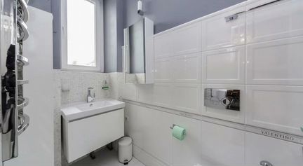 2-к квартира, 58 м², 3/4 эт.