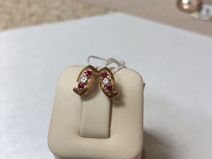 Золотые серьги