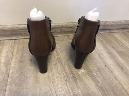 Ботинки кожаные женские 38