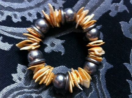 Браслет из ракушек украшение бижутерия