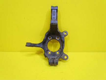 Renault Кулак поворотный Левый