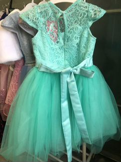 Новое праздничное платье на девочку