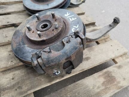 Кулак поворотный передний правый Honda Accord CL9