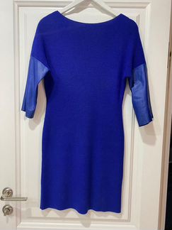 Платье кашемировое с кожаными рукавами