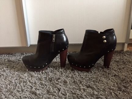 Ботильоны женские UGG р38
