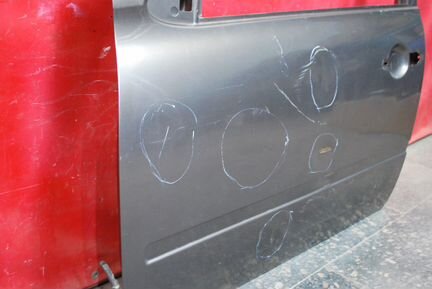 Дверь передняя левая Лада Гранта