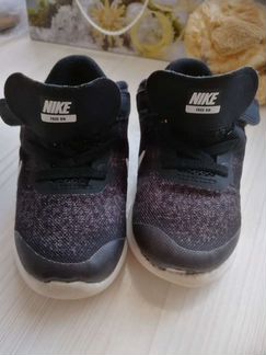 Кроссовки Nike