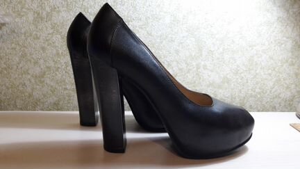 Туфли чёрные 36 размера