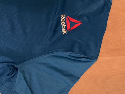 Спортивная футболка Reebok