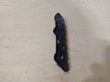 Кронштейн переднего бампера Mercedes Benz W176 AMG