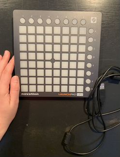 Midi-контроллер Launchpad Mini