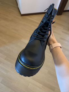 Женские ботинки dr martens