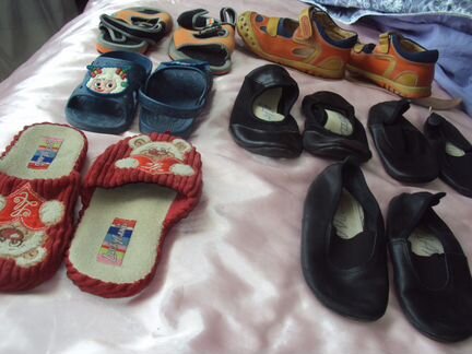 Тапочки,кроксы 36/37 и другое