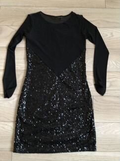 Платье с паетками