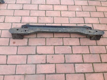 Нижняя планка кронштейн Мерседес GL164