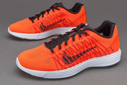 W кроссовки nike lunaracer +3 us-8.5 RU-39