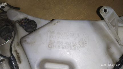 Бачок омывателя VW Touareg 7L