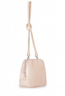 Бежевая сумочка на ремешке