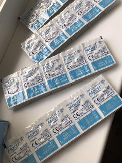 Линзы -1,50 Acuvue moist -1.50