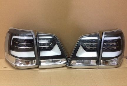 Фонари задние темные Toyota Land Cruiser 200