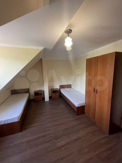 Комната 30 м² в > 9-к., 6/6 эт.