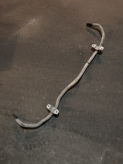 Стабилизатор поперечной устойчивости на Тигуан