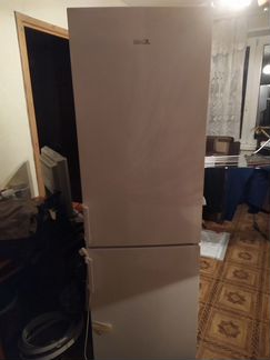 Холодильник новый стинол