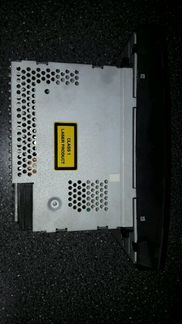 Штатное головное устройство W211 / магнитола W212