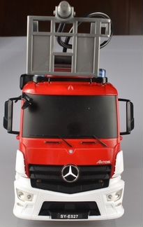 Радиоуправляемая Пожарная машина Mercedes-Benz
