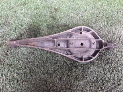 Рычаг подвески задний правый Volvo V70 III 2.5