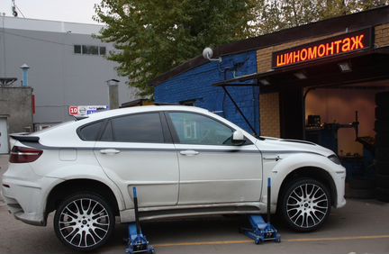 Зимние шины 245/40R18 blizzak VRX 93S T