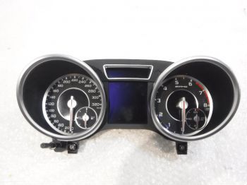 Панель приборов Мерседес X166 GL