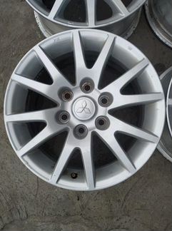 Диски бу оригинал R17 LU на Mitsubishi Pajero