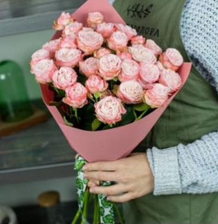 Пионовидные розы, кустовые розы