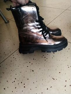 Модные зимние ботинки, новые